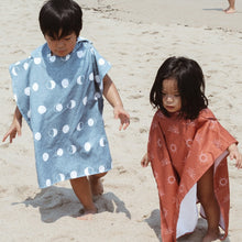 Load image into Gallery viewer, Hooded Beach Towel
